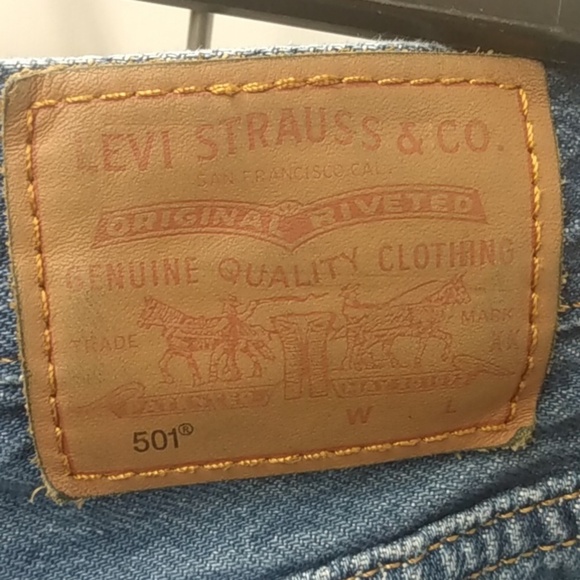 PREMIUM 501 LEVI'S STRAUSS & CO. Size W 28 L 32 Blue Button FLY - Picture 7 of 13